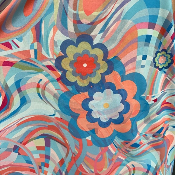 Tolani Collection Ginger Swirl Dress Size Large, NWT V-Neck and Ruffle Hem - Picture 13 of 13